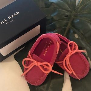 Pink suede drivers for toddlers